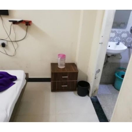 Hotel Adarsh, Ujjain Eksteriør bilde