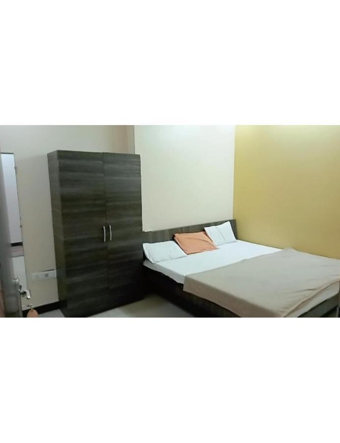 Hotel Adarsh, Ujjain Eksteriør bilde