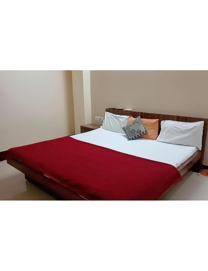 Hotel Adarsh, Ujjain Eksteriør bilde